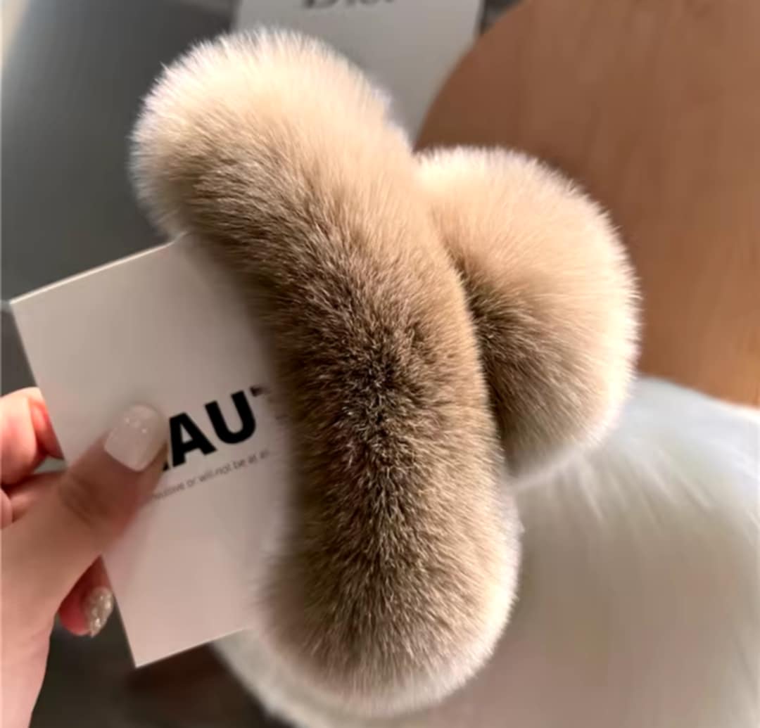 Pinces à cheveux en fourrure de peluche