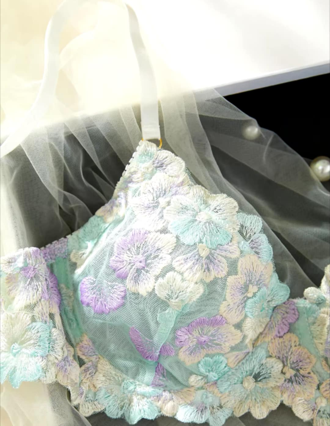 Lingerie Pastel