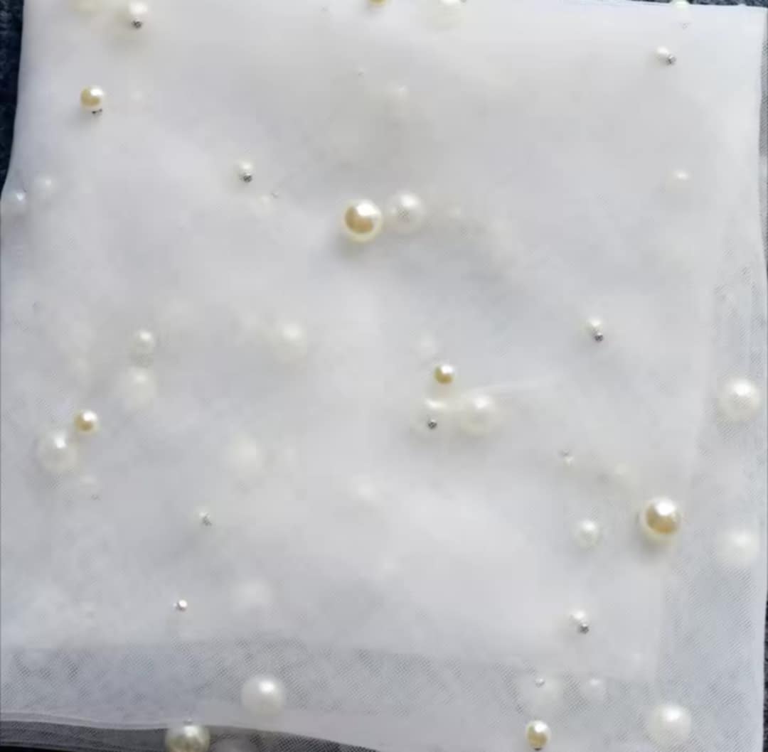 Voile de mariée court avec perles