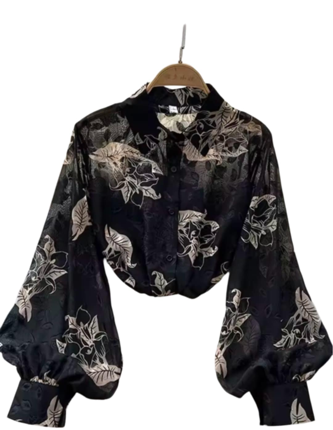 Chemise du printemps en mousseline fleurie