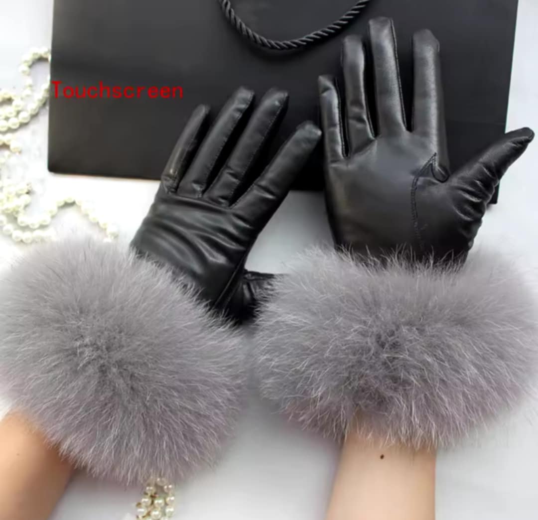 Gants en fourrure de renard et cuir