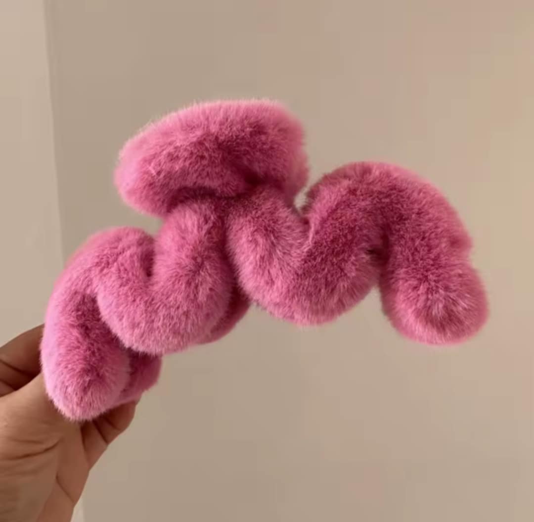 Pince à cheveux zigzag en peluche