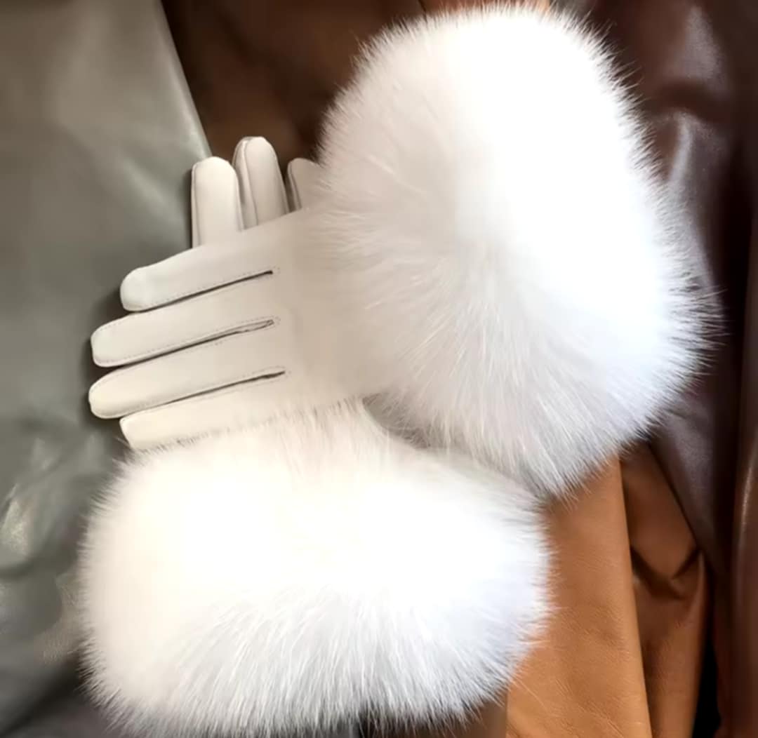 Gants en fourrure de renard et cuir