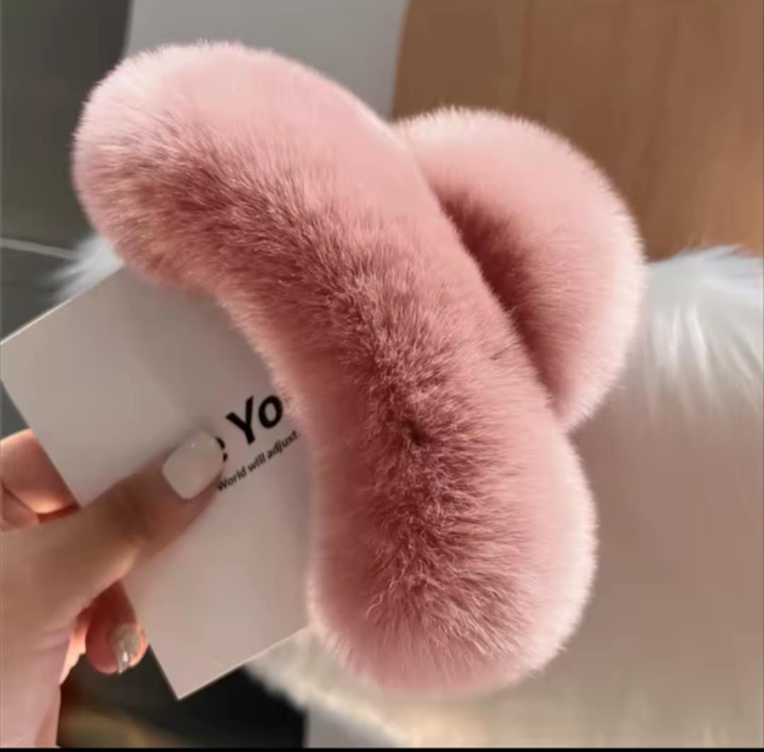 Pinces à cheveux en fourrure de peluche