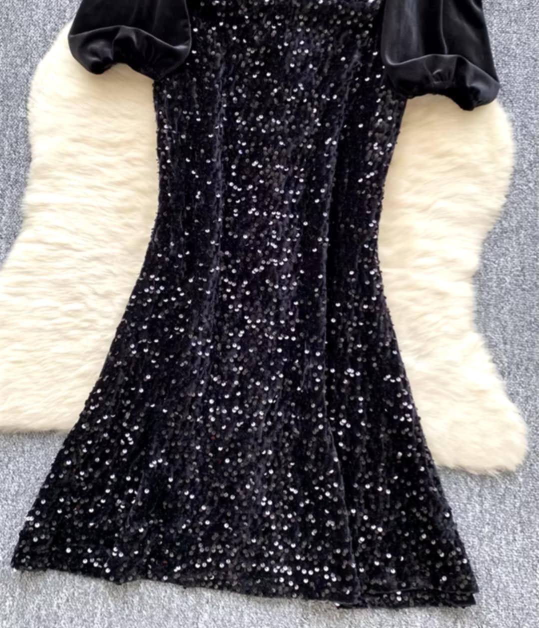 Robe sirène en velours et paillettes