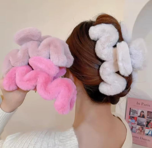 Pince à cheveux zigzag en peluche