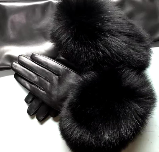 Gants en fourrure de renard et cuir