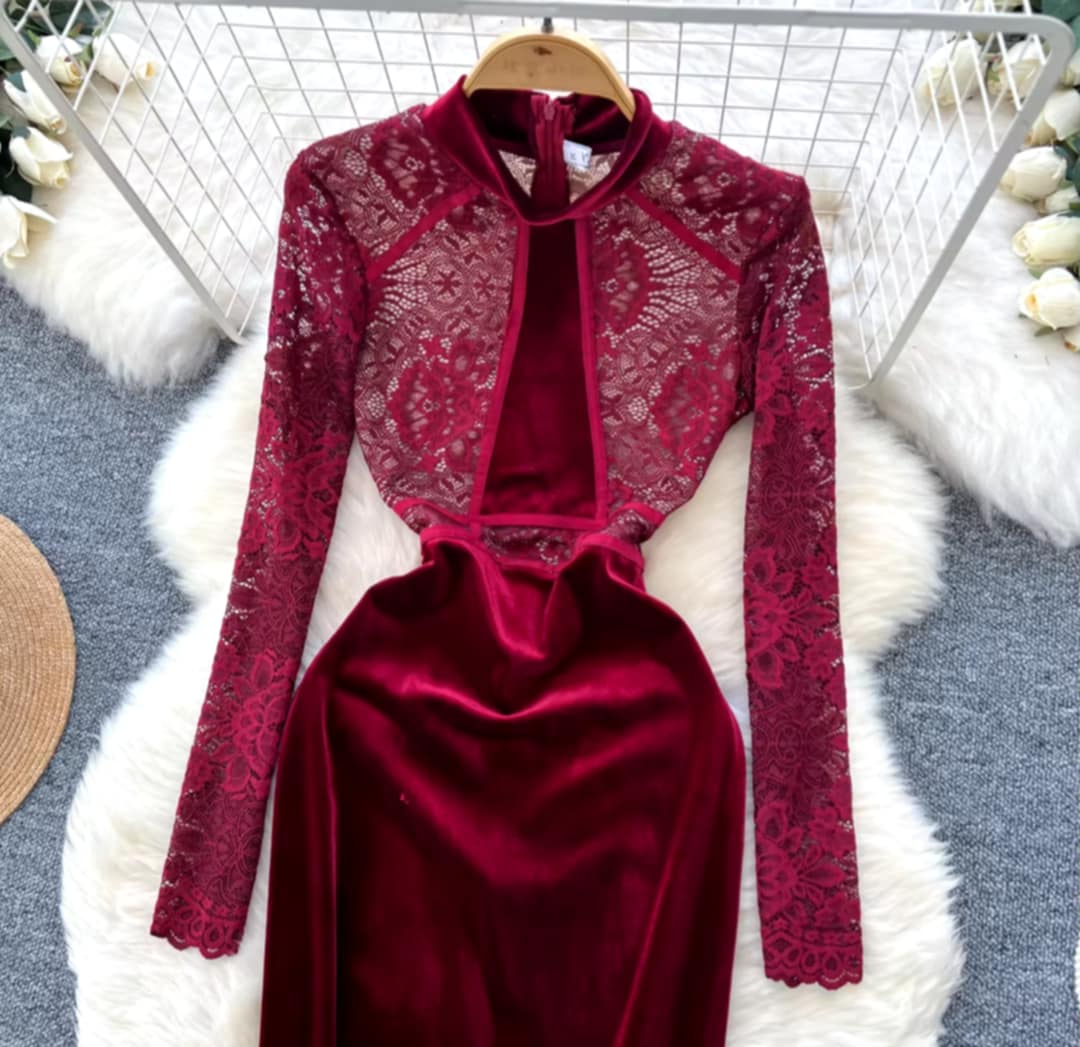 Robe de soirée en dentelle et velours chic