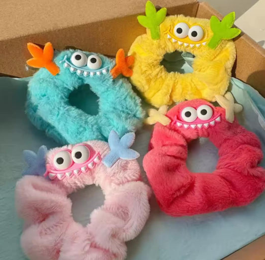 Lot de 4 chouchous en peluche monstre